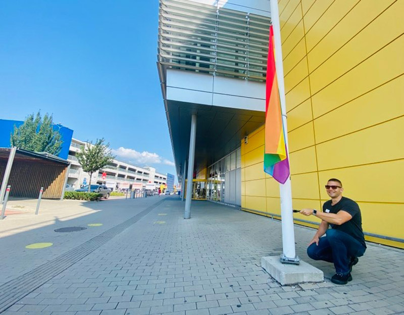 Dnes je PRIDE deň! Zapojte sa aj vy s dúhovou vlajkou