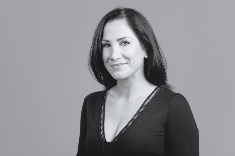 Alexandra Miller, vzťahová manažérka pre firmy, fundraising - Kto stojí za PRIDE Bratislava? Predstavíme vám dúhový tím