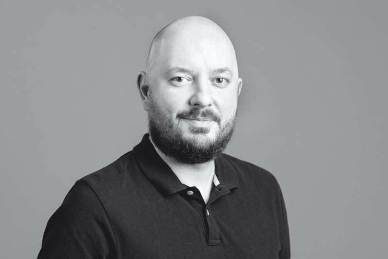 Martin Macko, člen rady, hovorca, fundraising a sociálne siete - Kto stojí za PRIDE Bratislava? Predstavíme vám dúhový tím