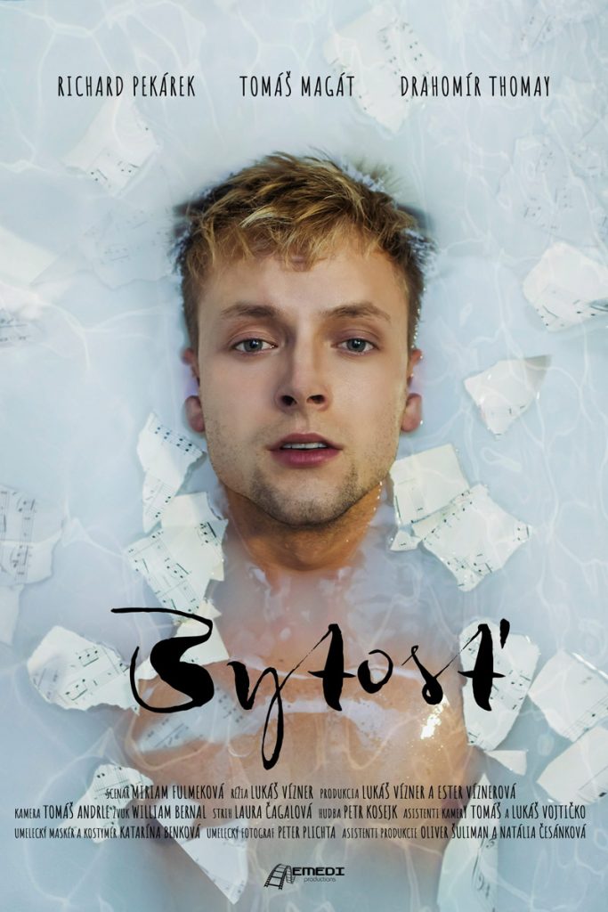 Život pornoherca, súdny spor. Nový queer film Bytosť otvára ťažké témy