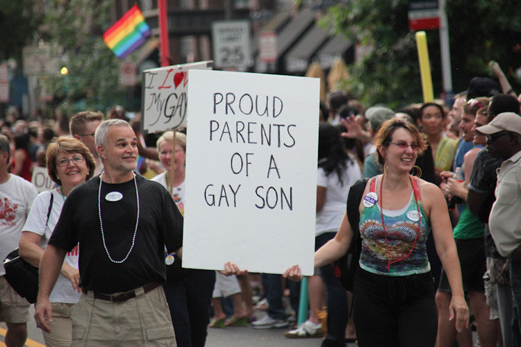 Comingout pred rodičmi: Kedy je správny čas a ako sa naň pripraviť?
