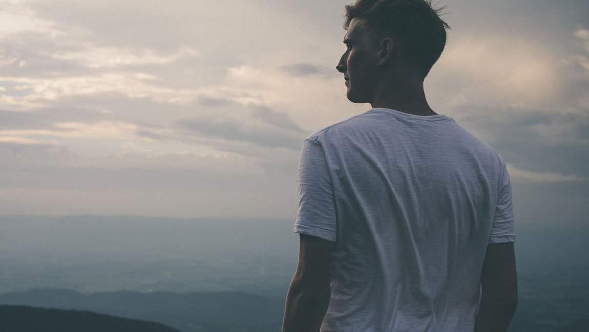 Hoci som hetero, láka ma vyskúšať niečo s rovnakým pohlavím. Ako začať experimentovať so sexualitou?
