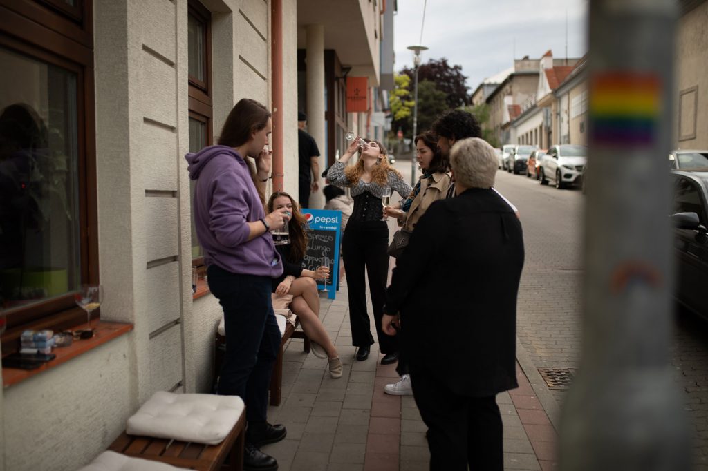 Ako to vyzerá v gej bare? Pozrite si fotky z Teplárne