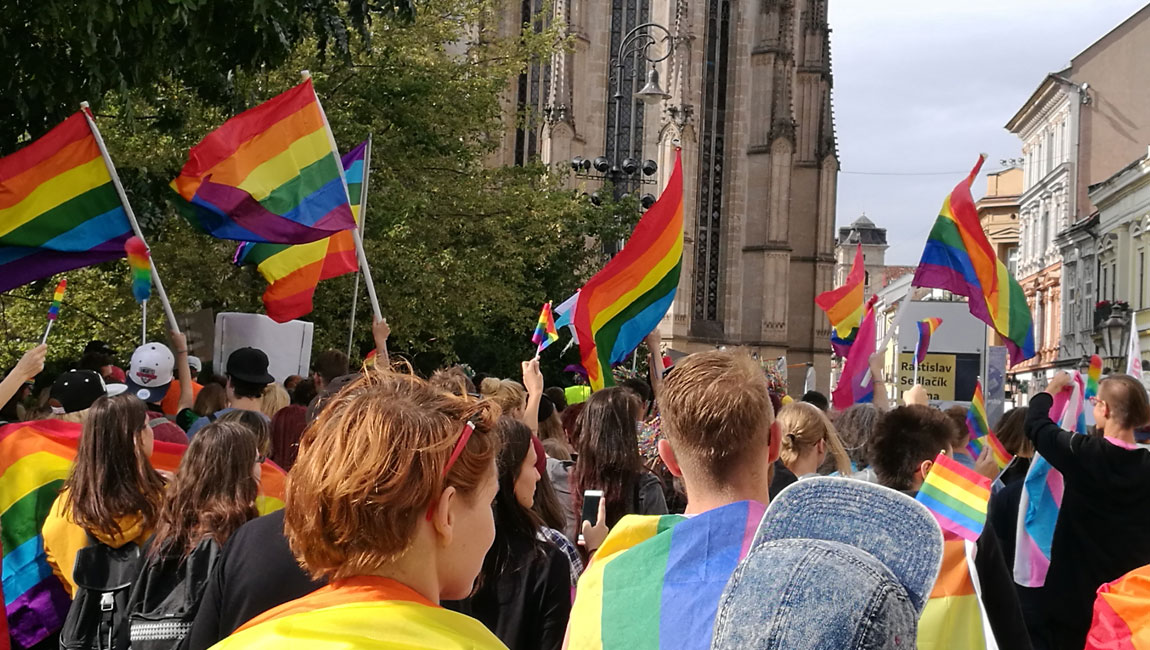 Oslava lásky a pestrosti v Košiciach, v sobotu tam vrcholí PRIDE festival. Čo vás čaká?