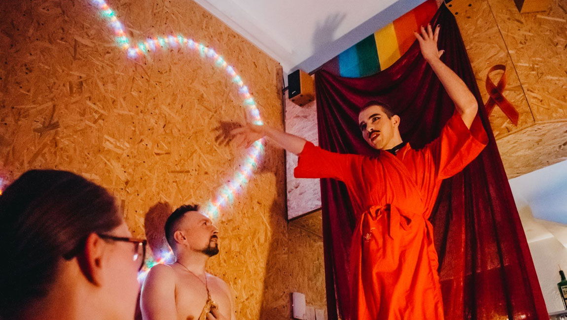 Zábavnú jazdu teplým svetom sľubuje septembrový kabaret v Teplárni