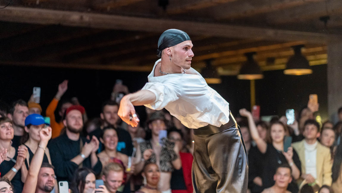 Pestrosť je dar, dnes sa o tom môžete presvedčiť na súťaži vo vogue a aj na teplej párty